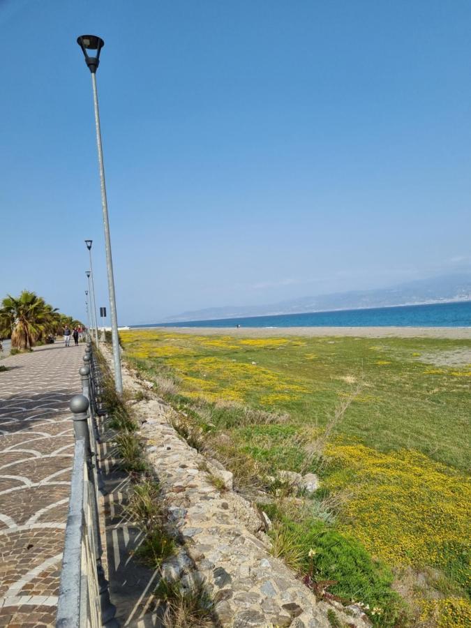 Villetta Con Terrazza Sul Mare Santa Margherita Marina Messina Dış mekan fotoğraf