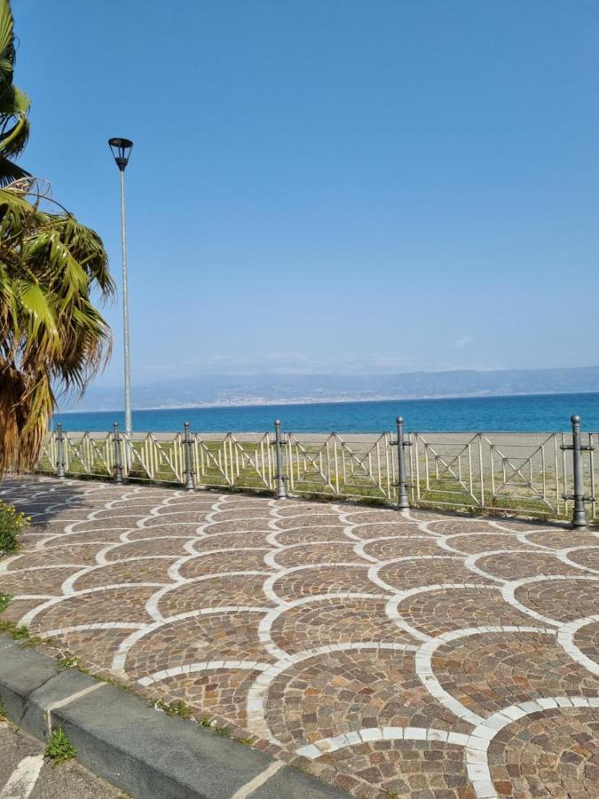 Villetta Con Terrazza Sul Mare Santa Margherita Marina Messina Dış mekan fotoğraf