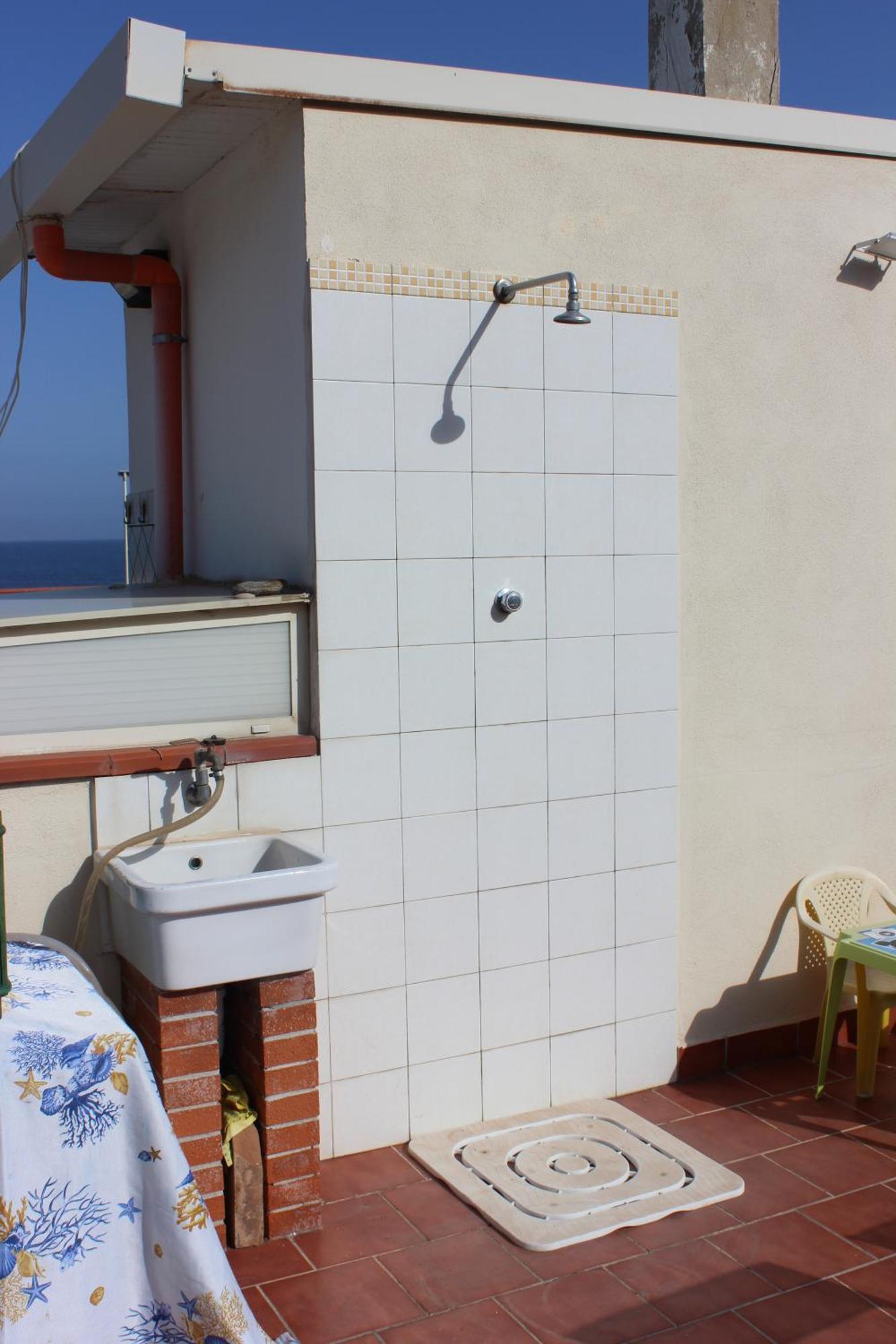 Villetta Con Terrazza Sul Mare Santa Margherita Marina Messina Dış mekan fotoğraf