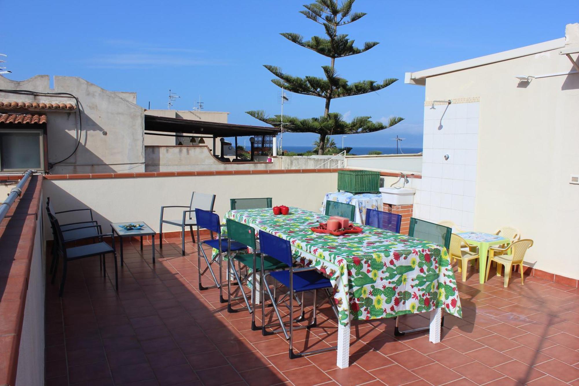 Villetta Con Terrazza Sul Mare Santa Margherita Marina Messina Dış mekan fotoğraf